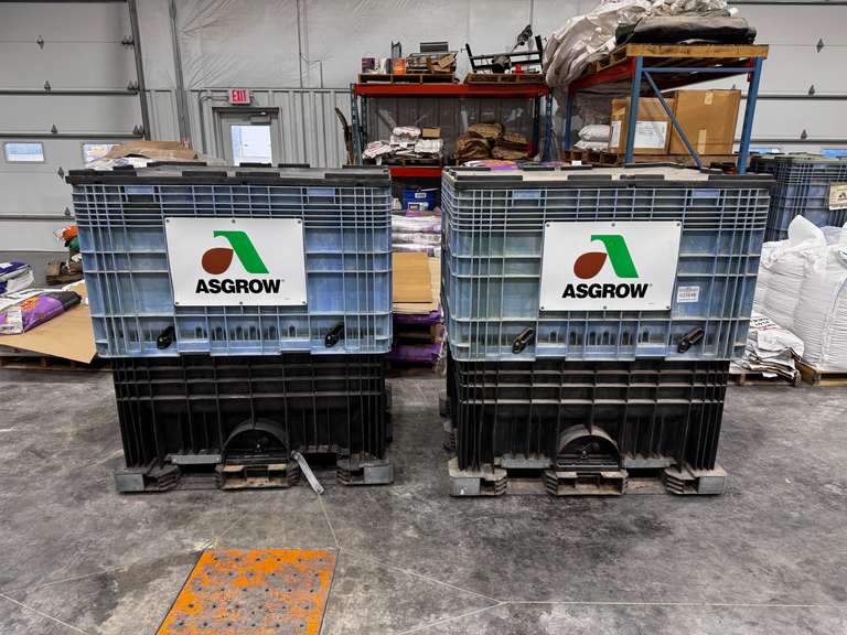 (2) 40 Bushel Seed Boxes w/ Lids
