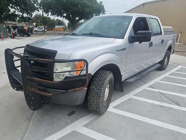 2014 Ford F-150 XL Pickup Truck