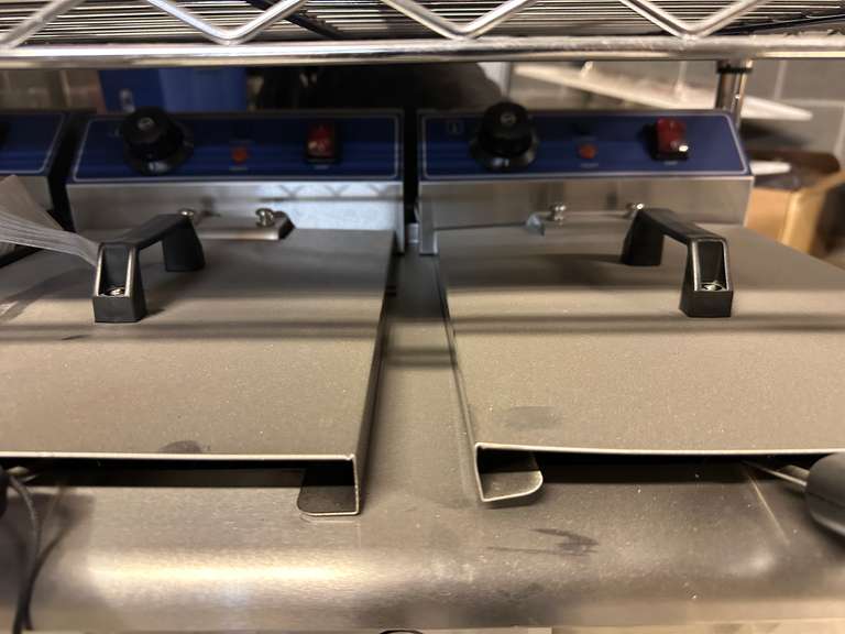 New - Never Used Commercial Electric Double Deep Fryer