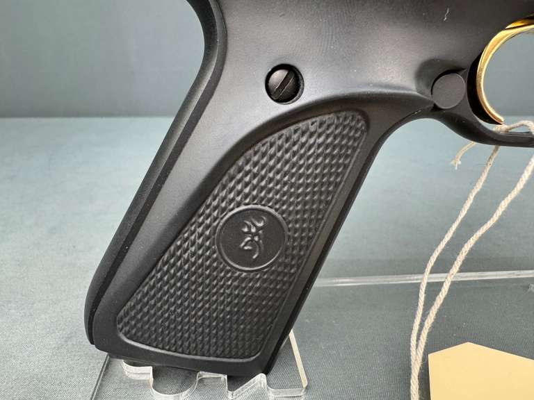 Browning BuckMark 22LR Semi-Auto Pistol #655NT19466
