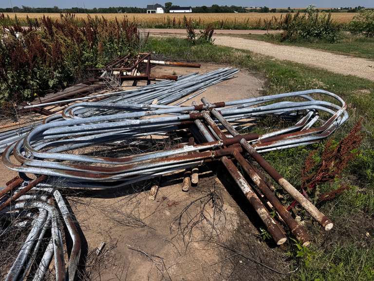 (10) 14' Fence Panels