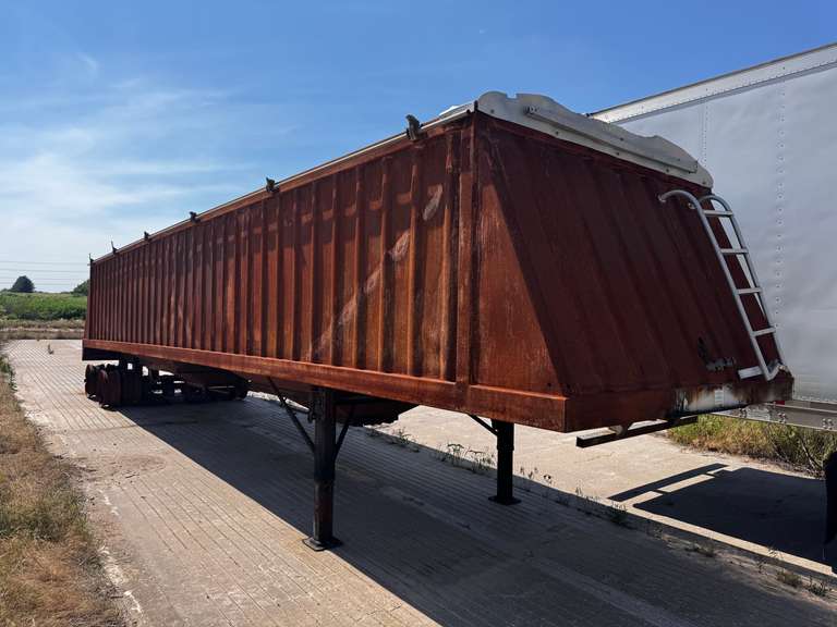 2022 Neville Built Grain Trailer - Fire Damage