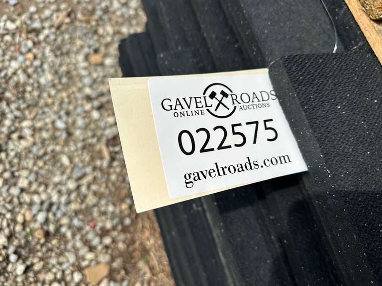 (27) 4' x 6' Rubber Mats
