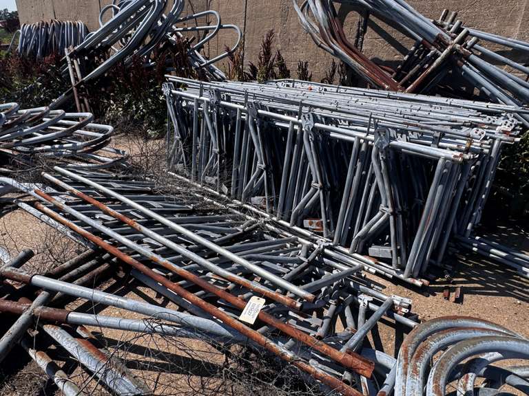 (5) Cattle Chute Squeeze Gates
