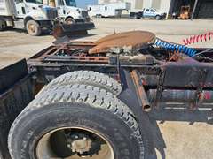 1985 Peterbilt Truck