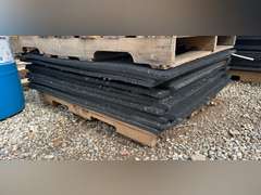 (14) 3' x 4' Rubber Mats