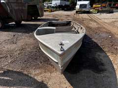 15' x 5' Aluminum Boat
