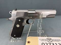 Colt Government Model MK IV Colt 45Auto Semi-Auto Pistol w/hard case #SS20966E