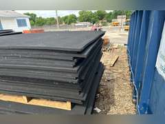 (28) 4' x 6' Rubber Mats