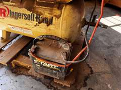 Ingersoll-Rand 30 Gallon Air Compressor