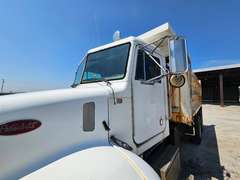 2004 Peterbilt 330 Dump Truck