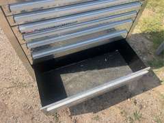 Upright Toolbox