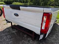 Ford Super Duty Truck Bed & Bumper