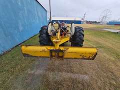 Ford 881 Select-O-Speed Tractor w/Blade