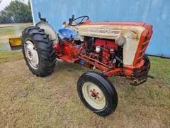 Ford 881 Select-O-Speed Tractor w/Blade