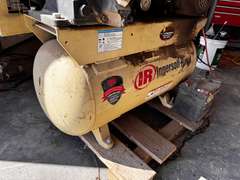 Ingersoll-Rand 30 Gallon Air Compressor