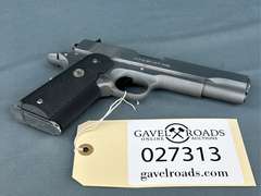 Colt Government Model MK IV Colt 45Auto Semi-Auto Pistol w/hard case #SS20966E