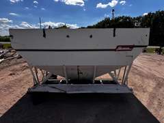 12' x 8' Willmar Road Runner 10 Grain Box