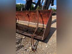 Hydraulic Loader Attachment w/ 7' Bucket