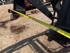 Hydraulic Loader Attachment w/ 7' Bucket