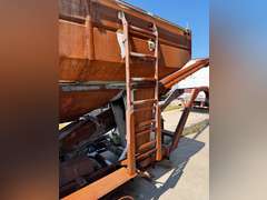 Unverferth Grain Transfer Trailer 14' Bin - Fire Damaged