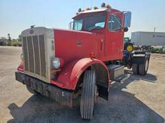 1985 Peterbilt Truck