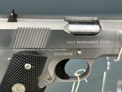 Colt Government Model MK IV Colt 45Auto Semi-Auto Pistol w/hard case #SS20966E
