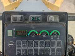 2004 John Deere 770CH Series II Motor Grader