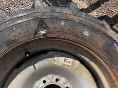 (1) 11R 22.5 Tire on Rim