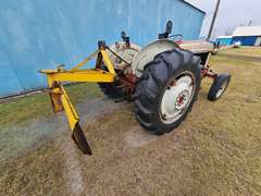 Ford 881 Select-O-Speed Tractor w/Blade