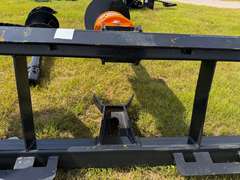 Wolverine Skid Steer Auger Attachment w/ (2) Bits