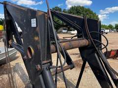 Hydraulic Loader Attachment w/ 7' Bucket