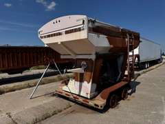 Unverferth Grain Transfer Trailer 14' Bin - Fire Damaged