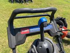 Toro 724 QXE Snowblower
