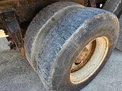 2004 Peterbilt 330 Dump Truck