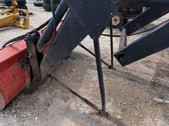 Hydraulic Loader Attachment w/ 7' Bucket