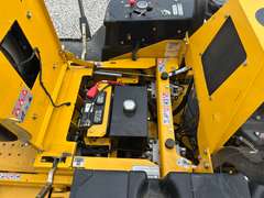 2020 Hustler Super Z 72" Mower