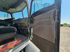 2004 Peterbilt 330 Dump Truck