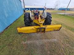 Ford 881 Select-O-Speed Tractor w/Blade