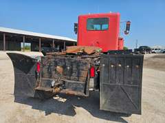 1985 Peterbilt Truck