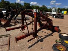 Hydraulic Loader Attachment w/ 7' Bucket