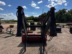Hydraulic Loader Attachment w/ 7' Bucket