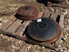 Approximately (20) 19" & (23) 22" Disc Blades
