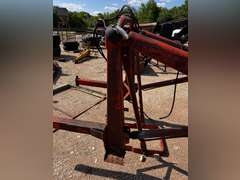 Hydraulic Loader Attachment w/ 7' Bucket