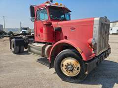 1985 Peterbilt Truck