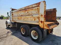 2004 Peterbilt 330 Dump Truck