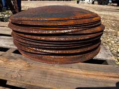 Approximately (20) 19" & (23) 22" Disc Blades