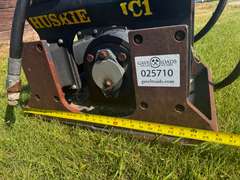 Huskie HV125V Compactor Attachment
