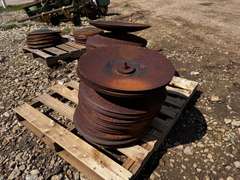 Approximately (50) 20" & (50) 22" Disc Blades
