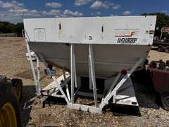 12' x 8' Willmar Road Runner 10 Grain Box